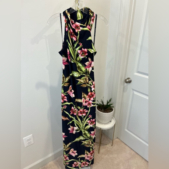 Floral Halter Maxi Dress - Picture 2 of 7